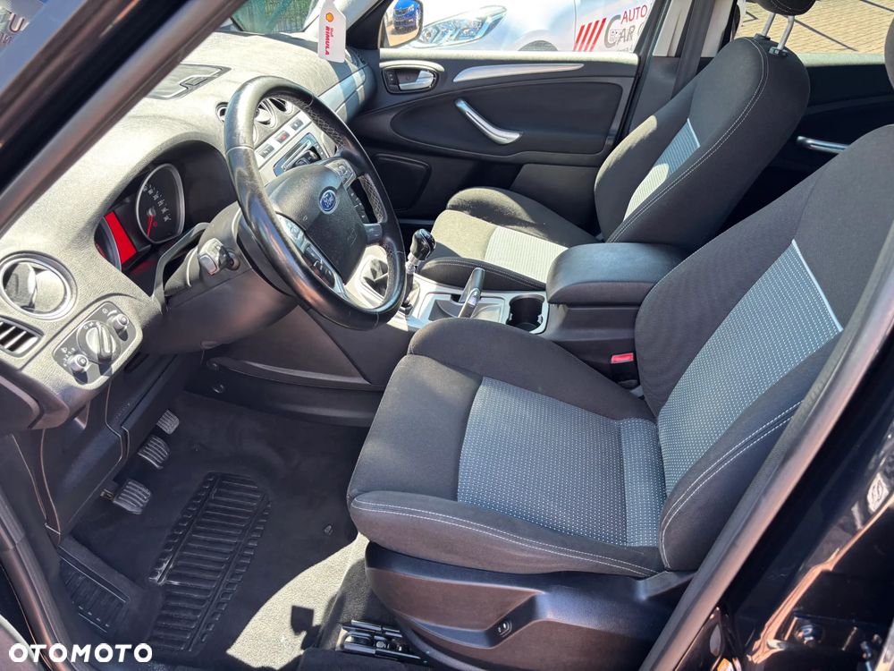 Ford S-Max 2.0 TDCi DPF Champions Edition - 9