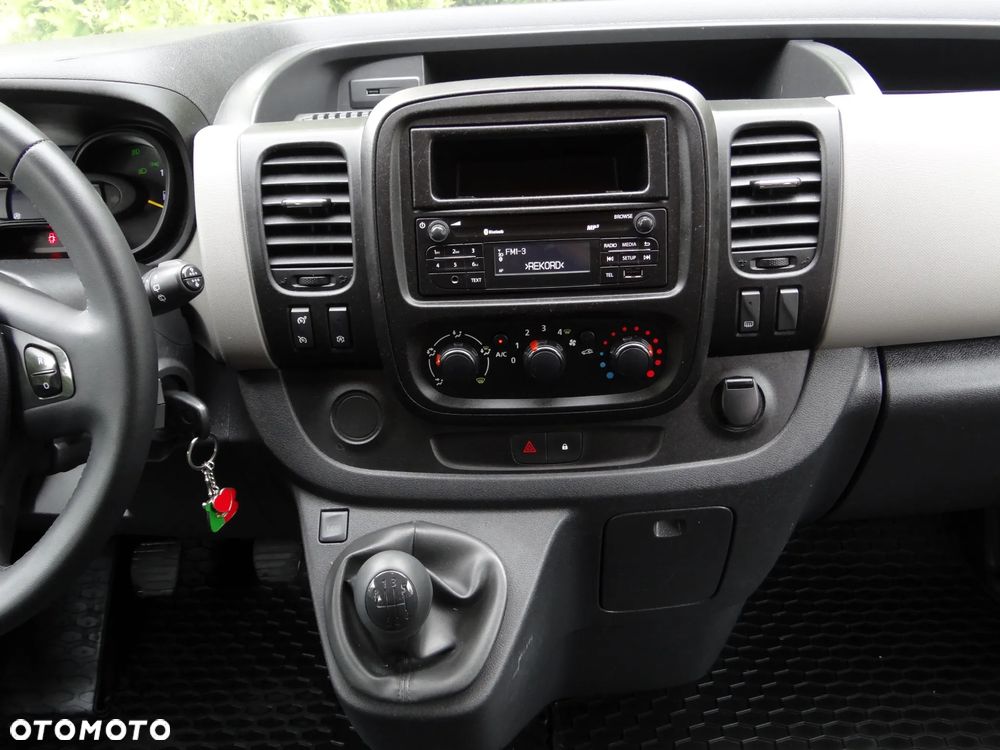 Renault Trafic ENERGY Combi Expression - 22