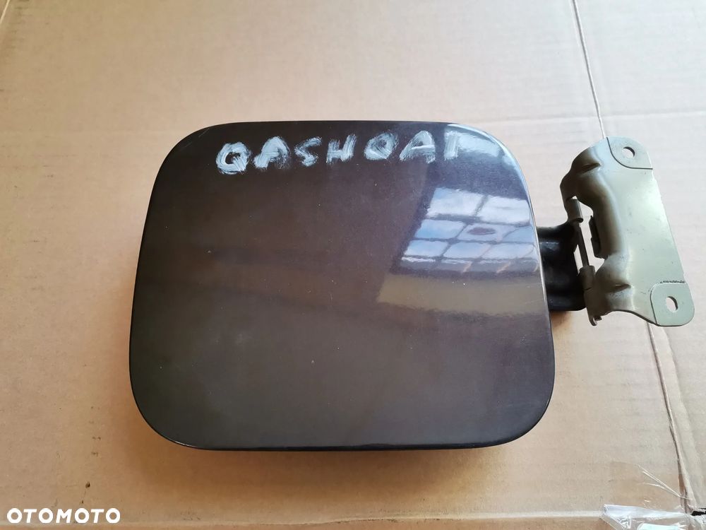 Klapka wlewu paliwa NISSAN QASHQAI I J10