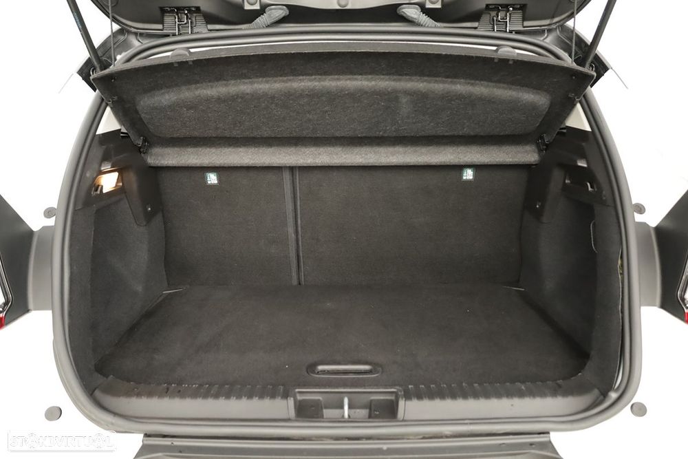 Renault Captur 1.0 TCe Techno Bi-Fuel - 26
