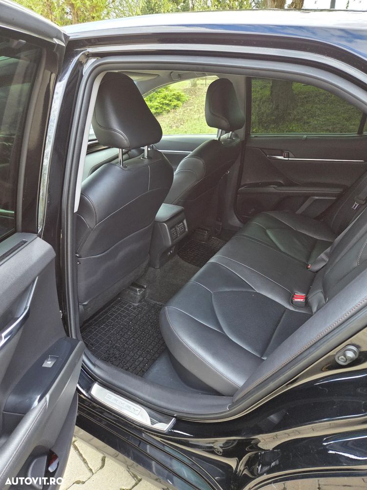 Toyota Camry 2.5 Exclusive - 14