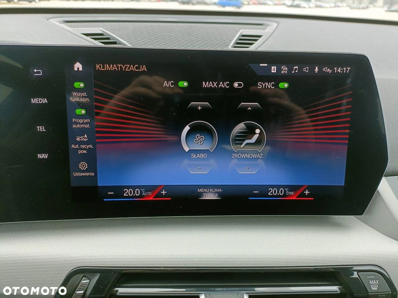 BMW X1 sDrive18i xLine - 24