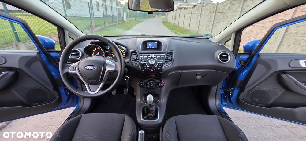 Ford Fiesta 1.0 EcoBoost STart-Stop Titanium - 33