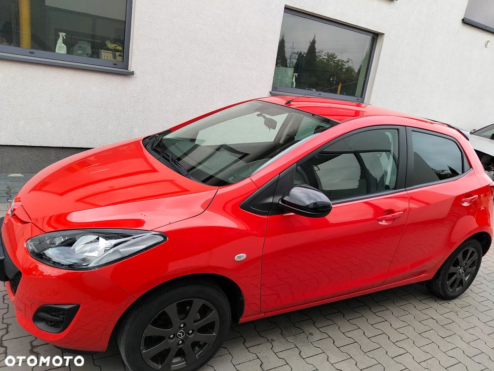 Mazda 2 - 4