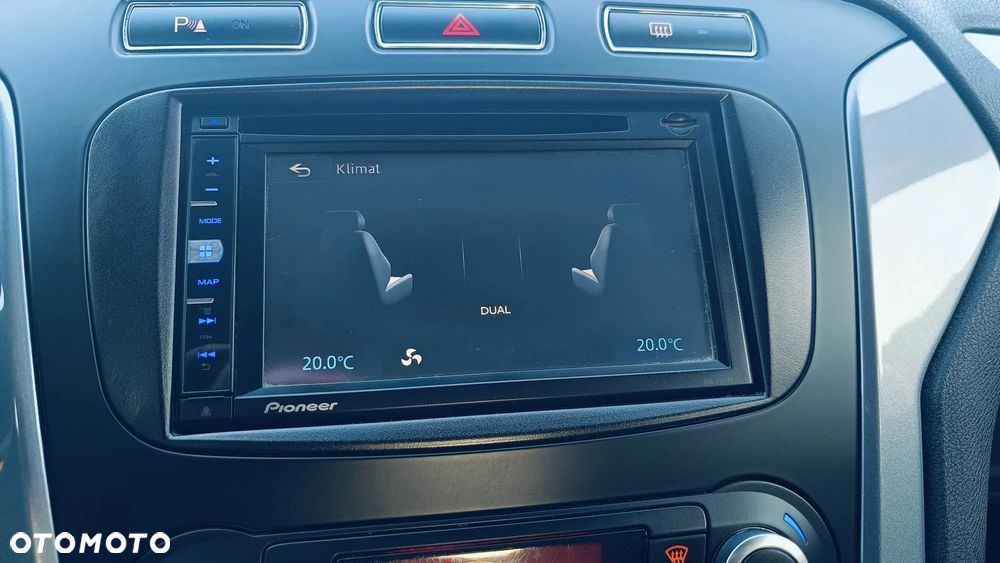 Ford Mondeo 1.6 TDCi Champions Edition - 28