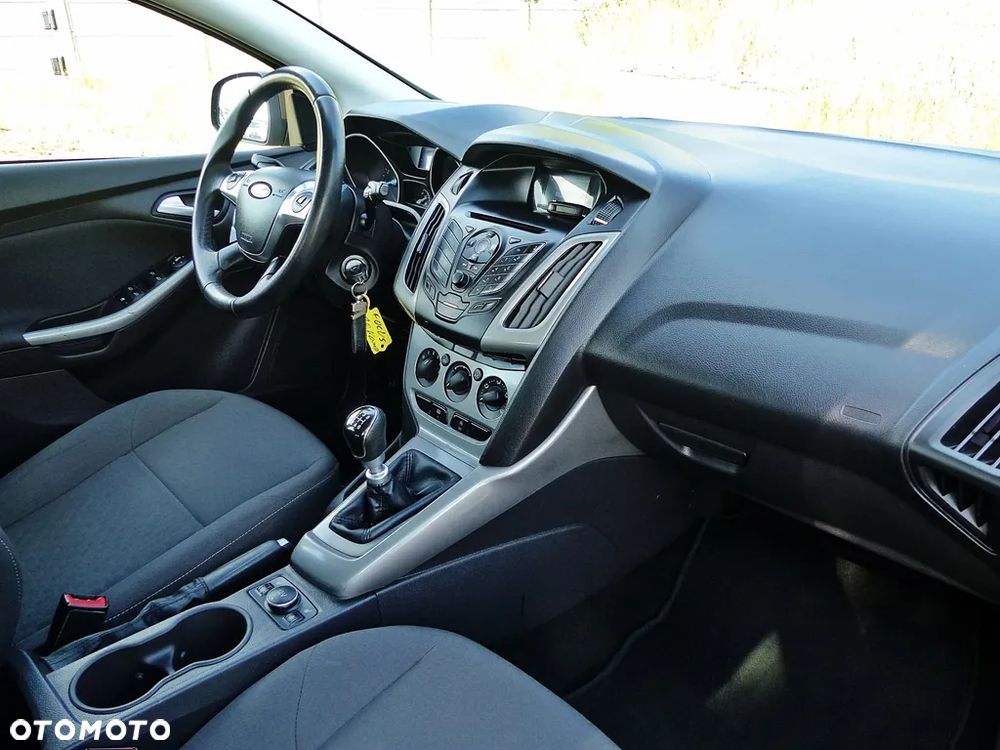 Ford Focus 1.0 EcoBoost Start-Stopp-System TREND - 25