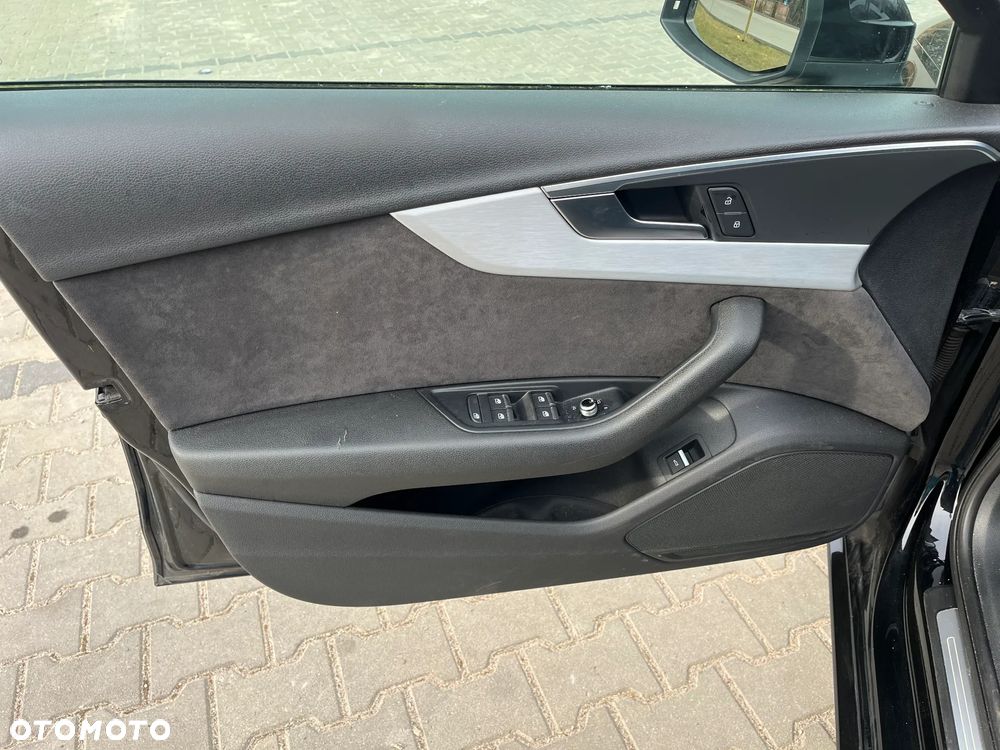 Audi A4 Avant 2.0 TDI DPF clean diesel quattro S line Sportpaket - 26