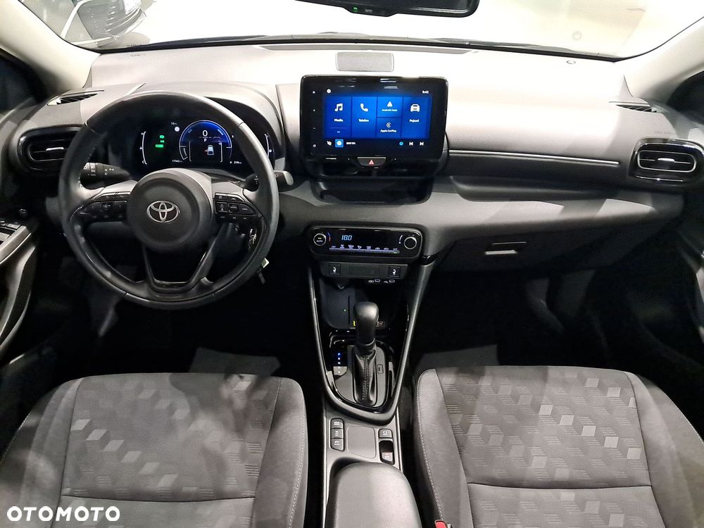 Toyota Yaris Hybrid 1.5 Style - 13