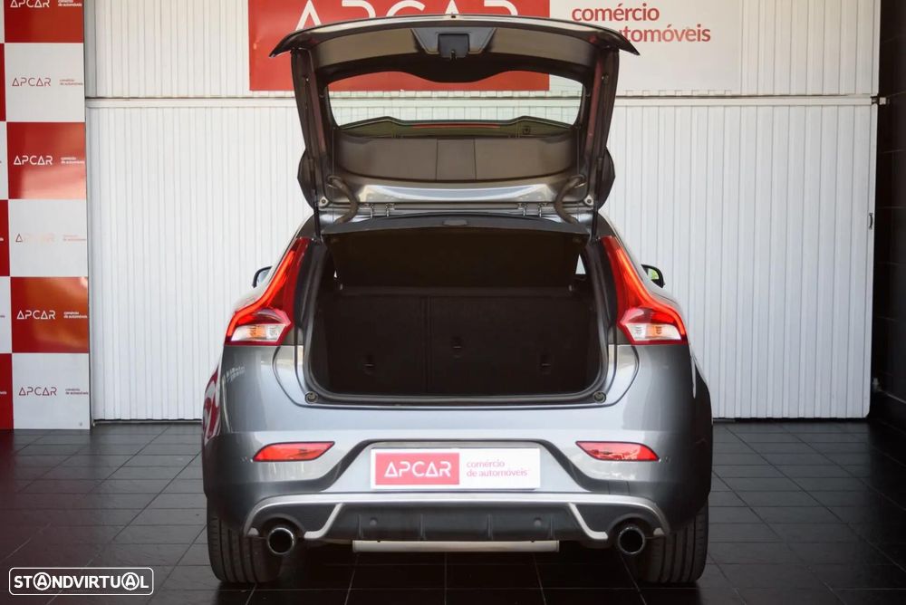 Volvo V40 1.5 T3 Sport Edition R Geartronic - 5