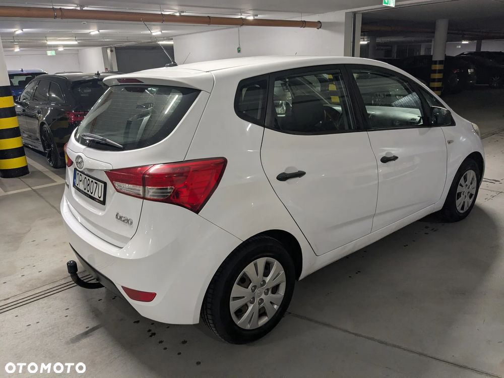 Hyundai ix20 1.4 Comfort blue - 13