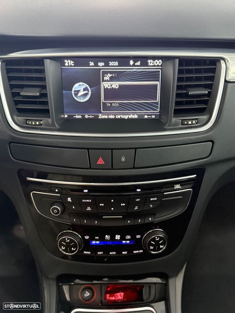 Peugeot 508 RXH 2.0 HDi Hybrid4 2-Tronic - 19