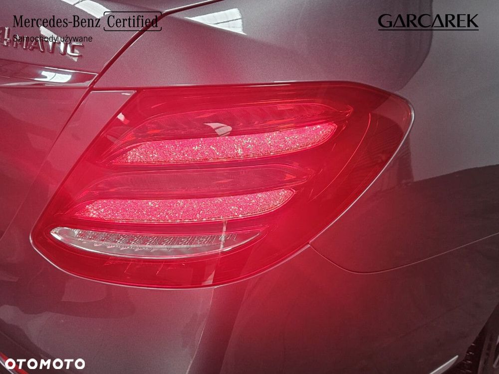 Mercedes-Benz Klasa E - 12
