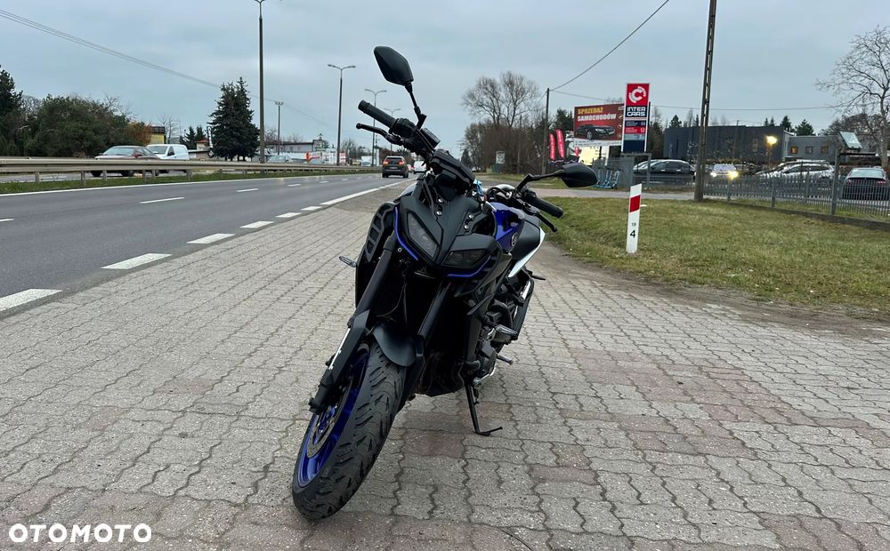 Yamaha MT - 6