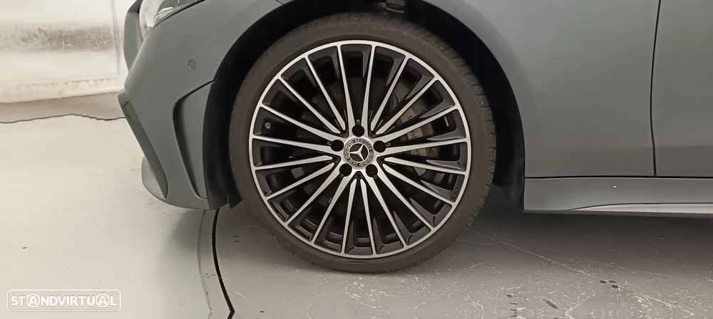 Mercedes-Benz CLS 300 d 4Matic - 17