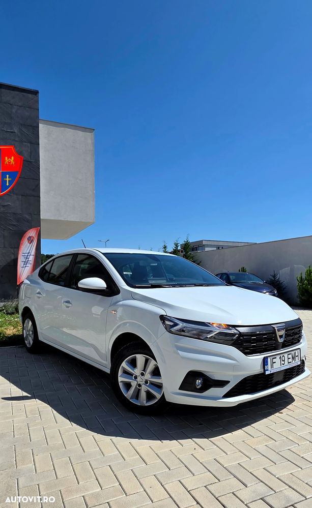 Dacia Logan TCe 90 MT5 Essential - 3