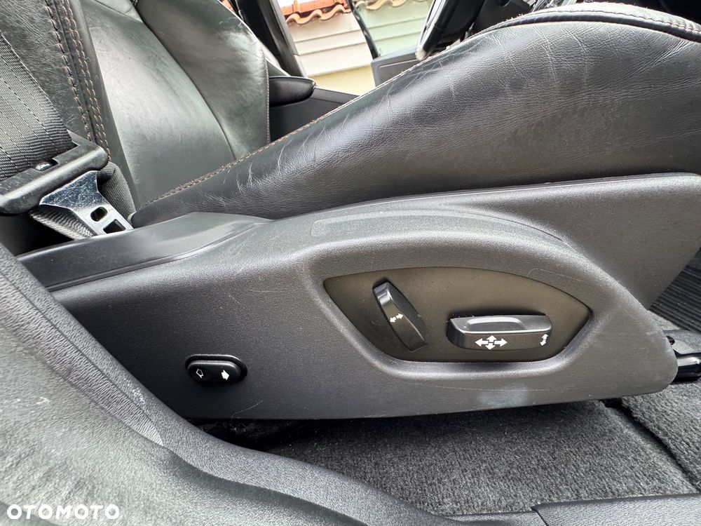 Volvo XC 60 - 29