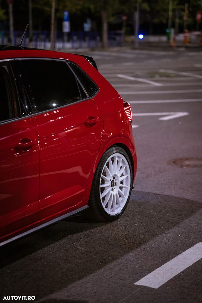 Volkswagen Polo 2.0 TSI DSG GTI - 7