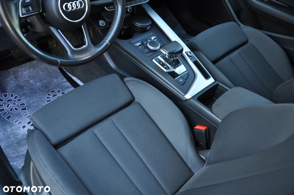 Audi A4 Avant 2.0 TDI ultra S tronic sport - 14