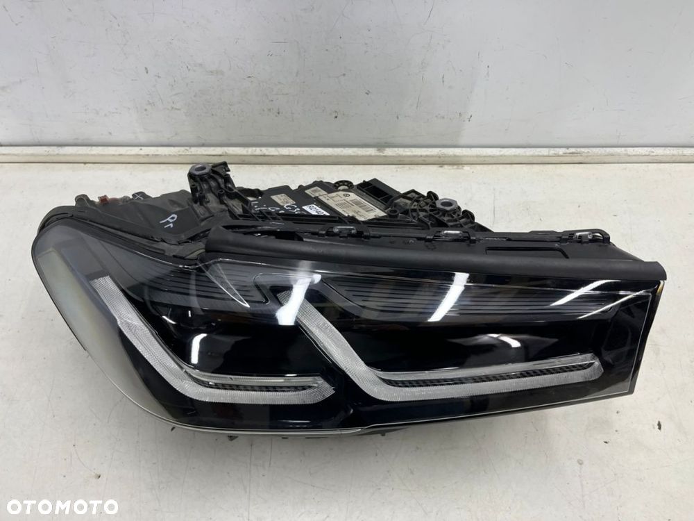 Lampa reflektor BMW 5 G30 G31 LCI LIFT 20-24r. prawa przednia FULL LED Adaptive Europa BLACK czarna - 15