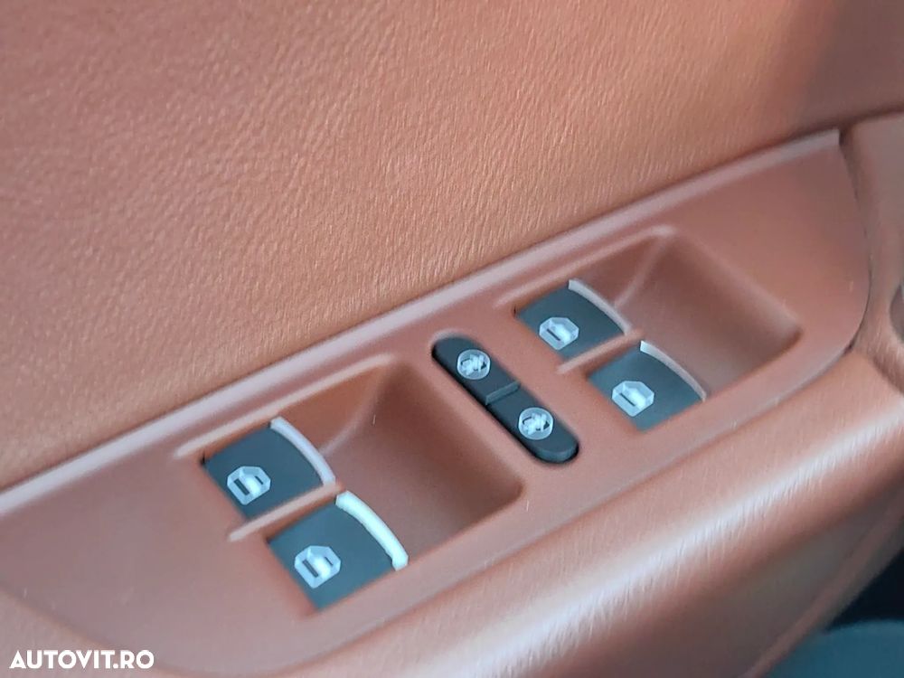 Volkswagen Touareg V6 TDI BMT Supreme Plus - 33