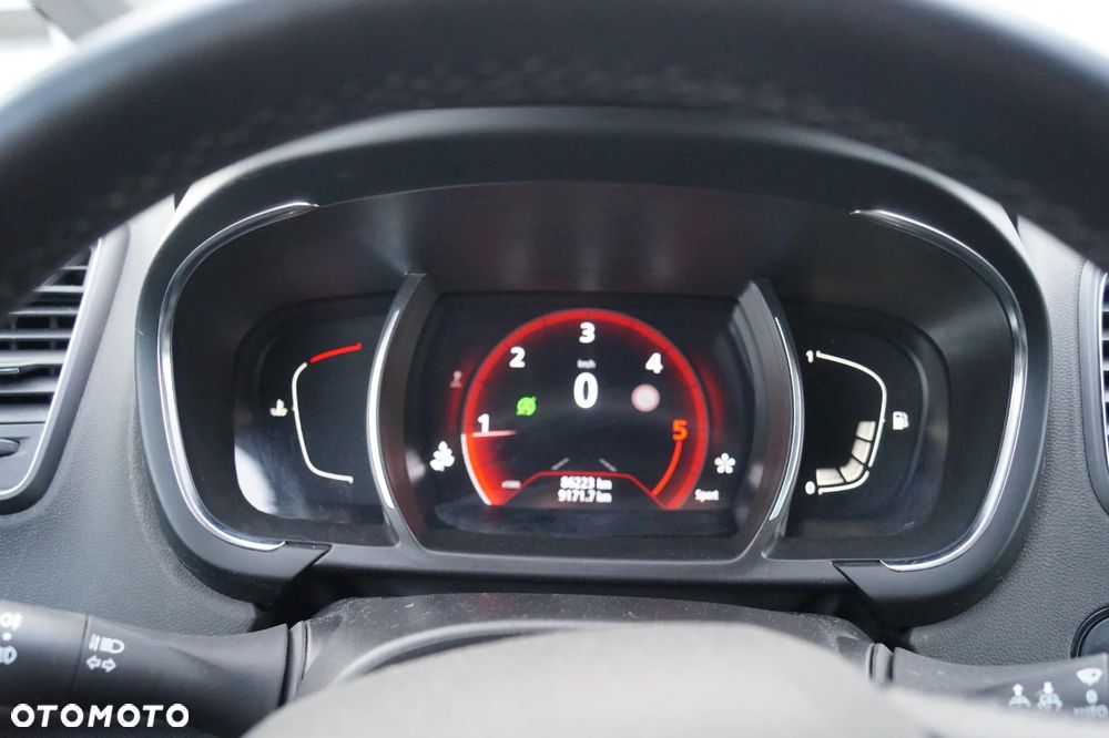 Renault Grand Scenic - 14