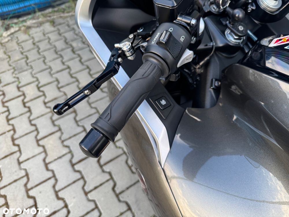 Honda VFR - 20