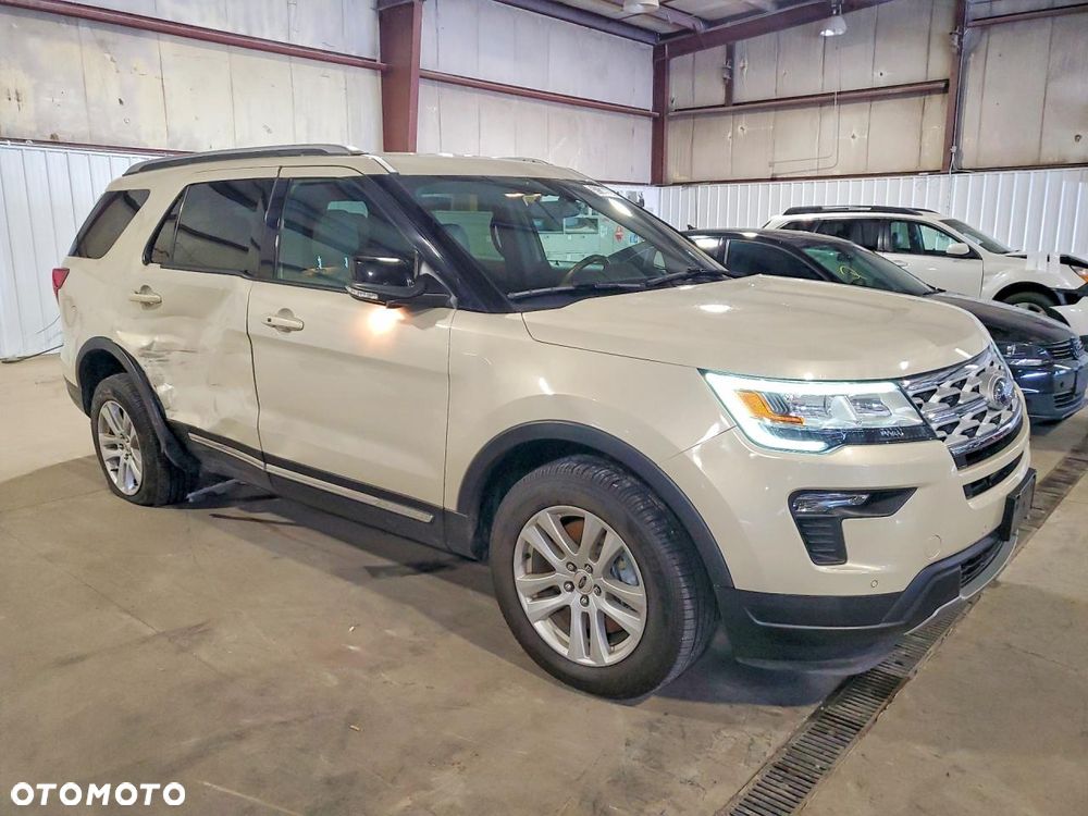 Ford Explorer - 3