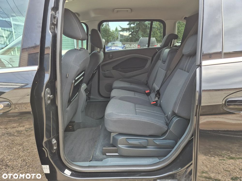Ford Grand C-MAX 2.0 TDCi Titanium - 13
