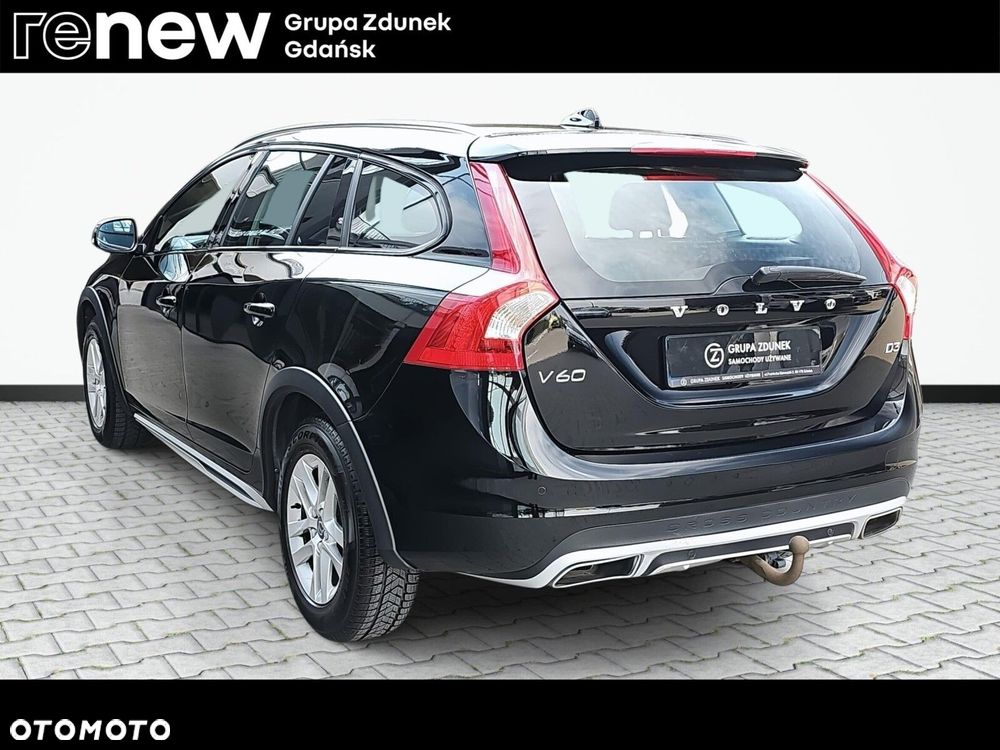 Volvo V60 Cross Country - 7
