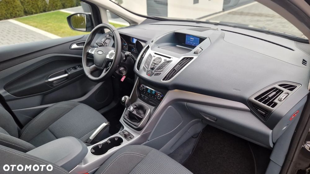 Ford Grand C-MAX 2.0 TDCi Titanium - 16