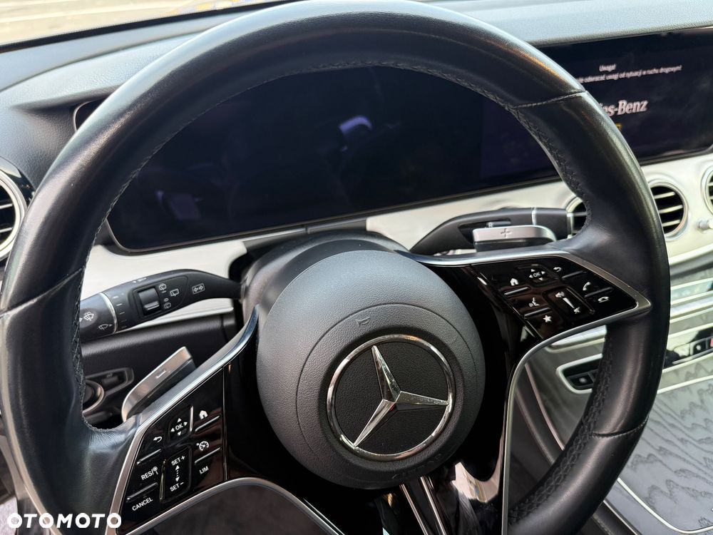 Mercedes-Benz Klasa E 220 d 9G-TRONIC Avantgarde - 32