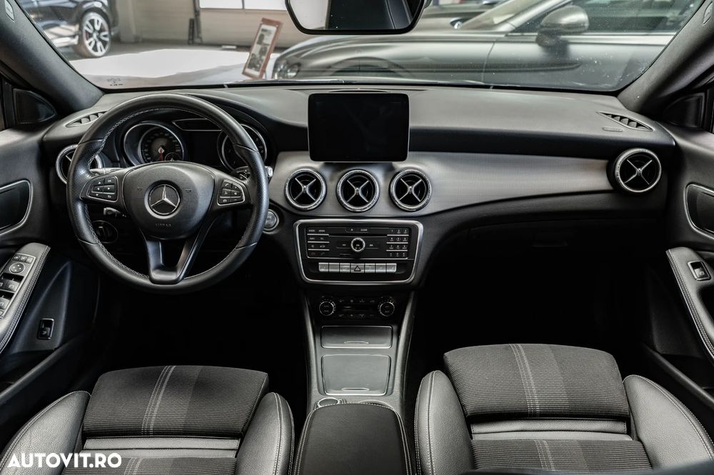 Mercedes-Benz CLA 200 d 7G-DCT AMG Line - 6
