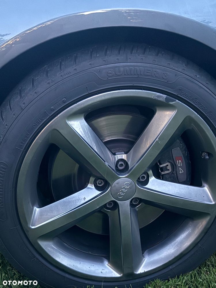 Audi A4 Avant 2.0 TDI Quattro - 4
