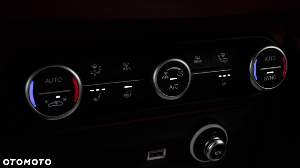 Alfa Romeo Stelvio 2.0 Turbo Veloce Q4 - 23