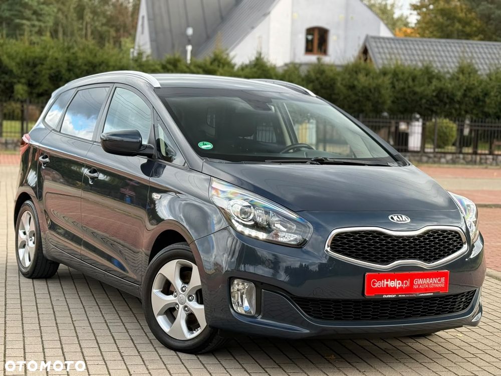 Kia Carens - 3