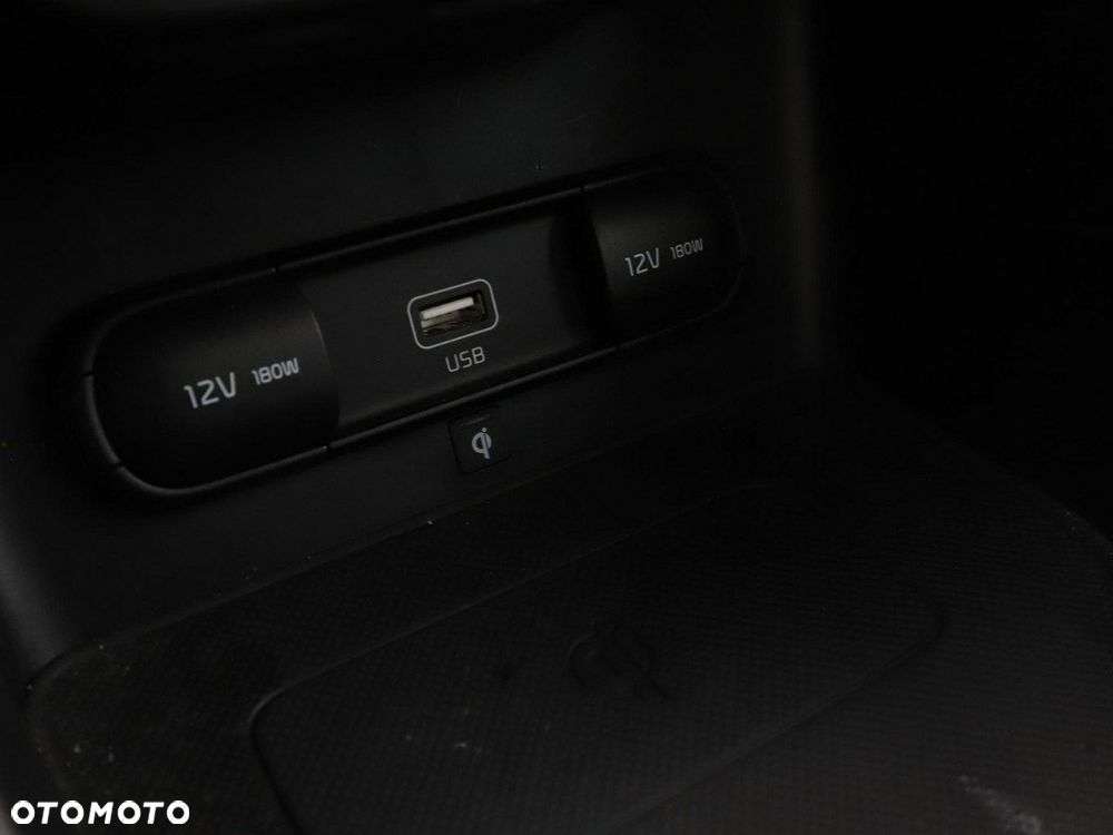 Kia Sportage 1.6 T-GDI AWD DCT PLATINUM - 29