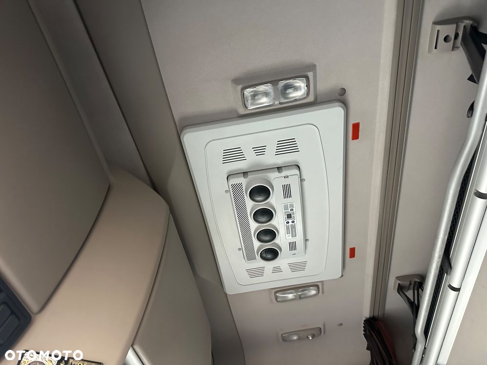 DAF XF 106 530 RETARDER EURO 6 - 16