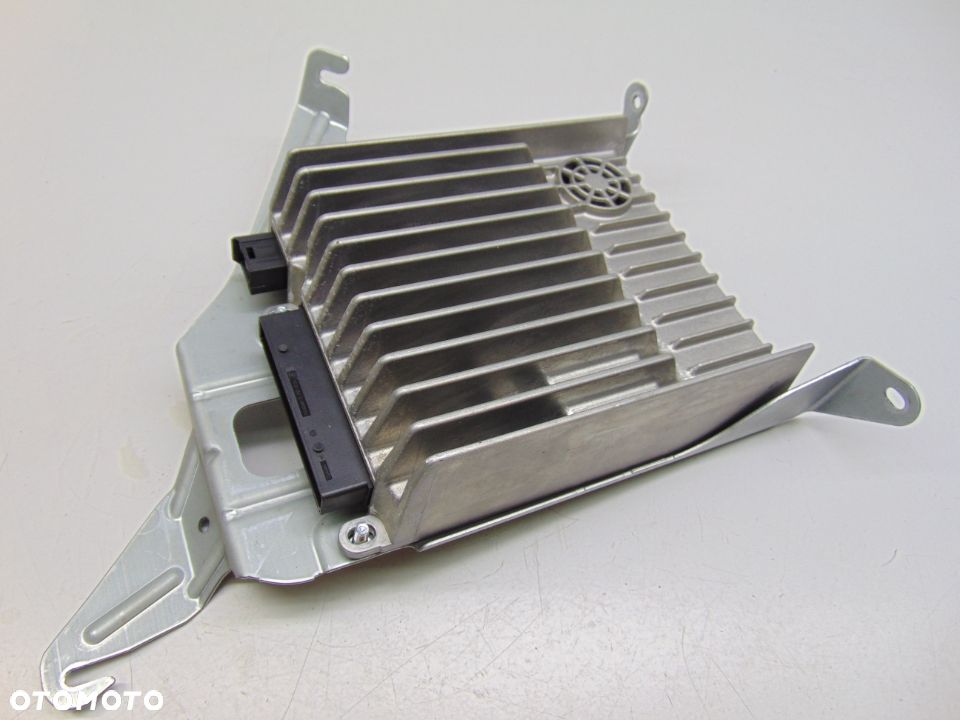 E KLASA W212 Wzmacniacz Harman Kardon 2129005213 - 1