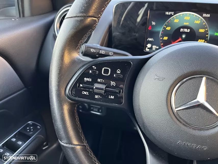 Mercedes-Benz GLB 200 d 4Matic - 16