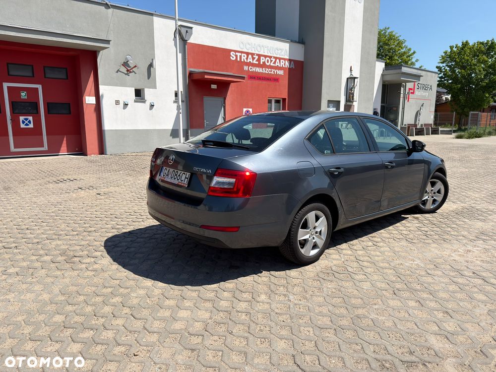 Skoda Octavia 1.4 TSI Ambition - 4