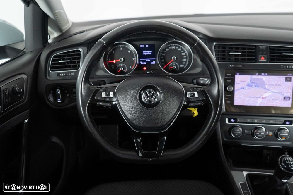 VW Golf Variant 1.6 TDi Confortline - 25