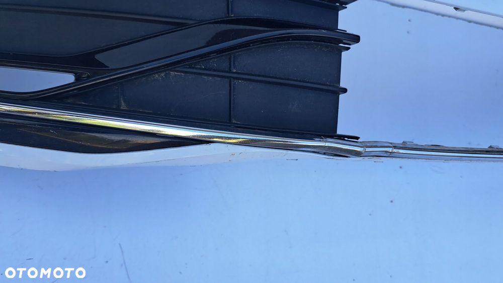 Zderzak przód VW Passat B8 lift R line 19- - 5