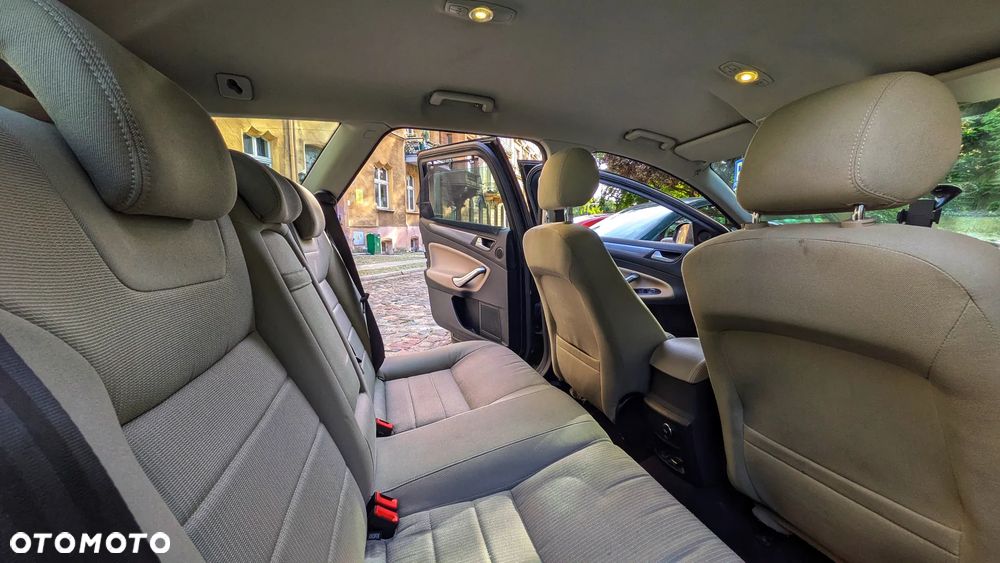 Ford Mondeo 2.0 FF Titanium - 17