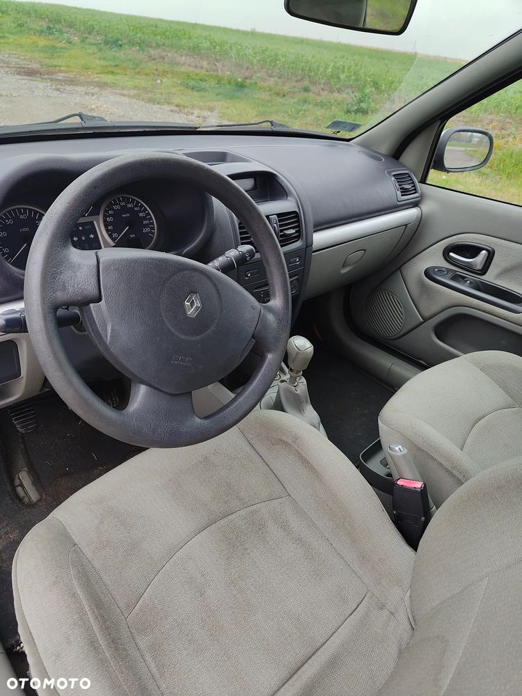 Renault Clio - 5
