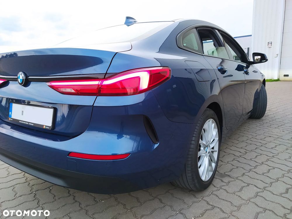 BMW Seria 2 216d - 15