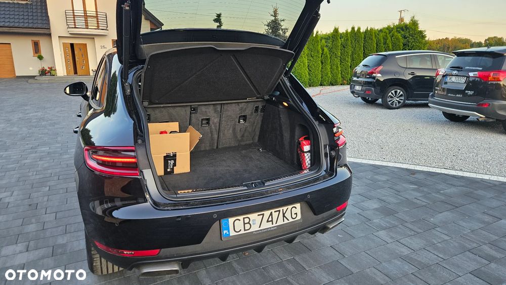 Porsche Macan - 32
