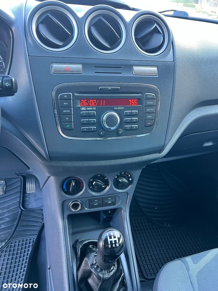 Ford Transit/Tourneo Connect - 16