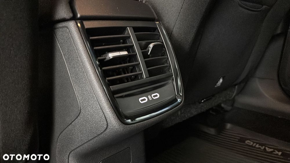 Skoda Kamiq 1.0 TSI Selection - 20