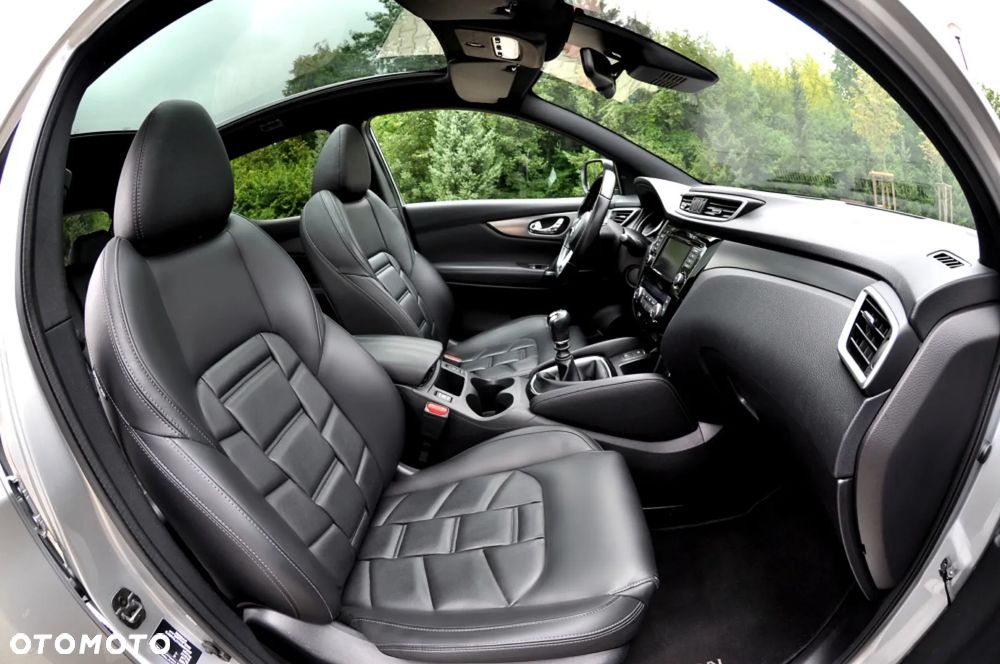 Nissan Qashqai 1.3 DIG-T Tekna - 19