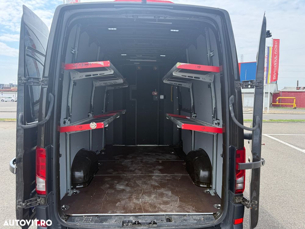 Volkswagen Crafter 3.5 CD Sasiu L4 FWD 103kW - 18